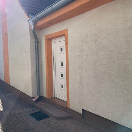 Apartman Marta Banka Екстериор снимка