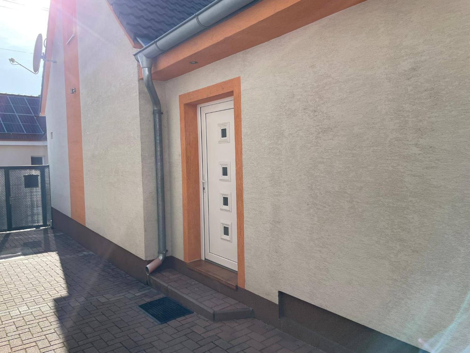 Apartman Marta Banka Екстериор снимка