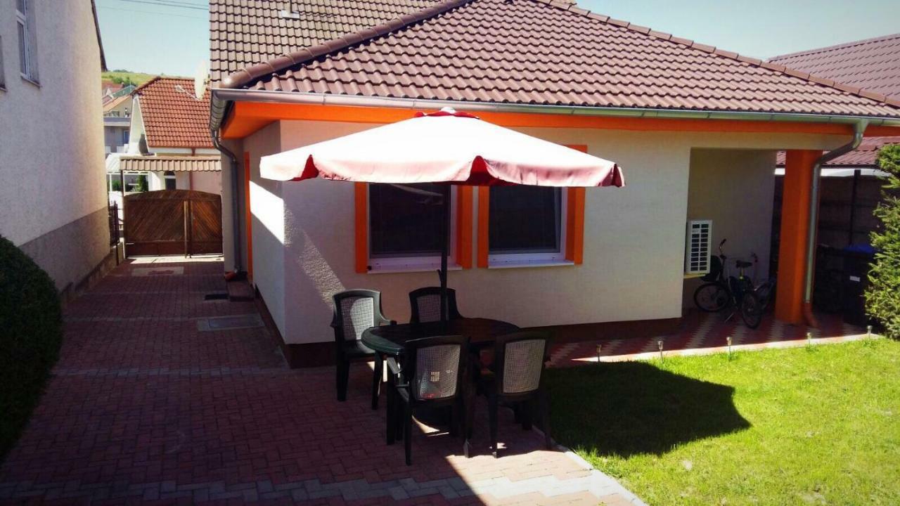 Apartman Marta Banka Екстериор снимка