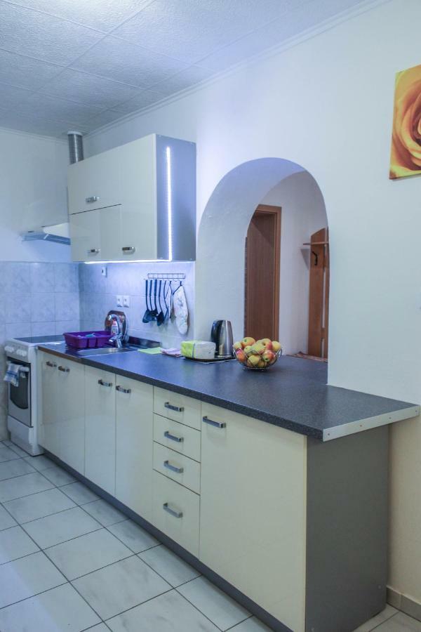 Apartman Marta Banka Екстериор снимка