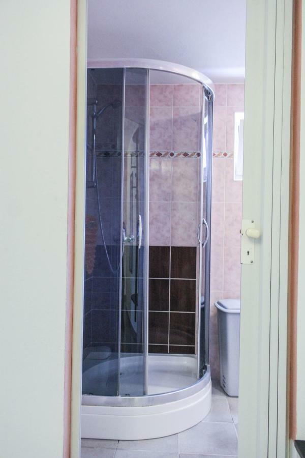 Apartman Marta Banka Екстериор снимка